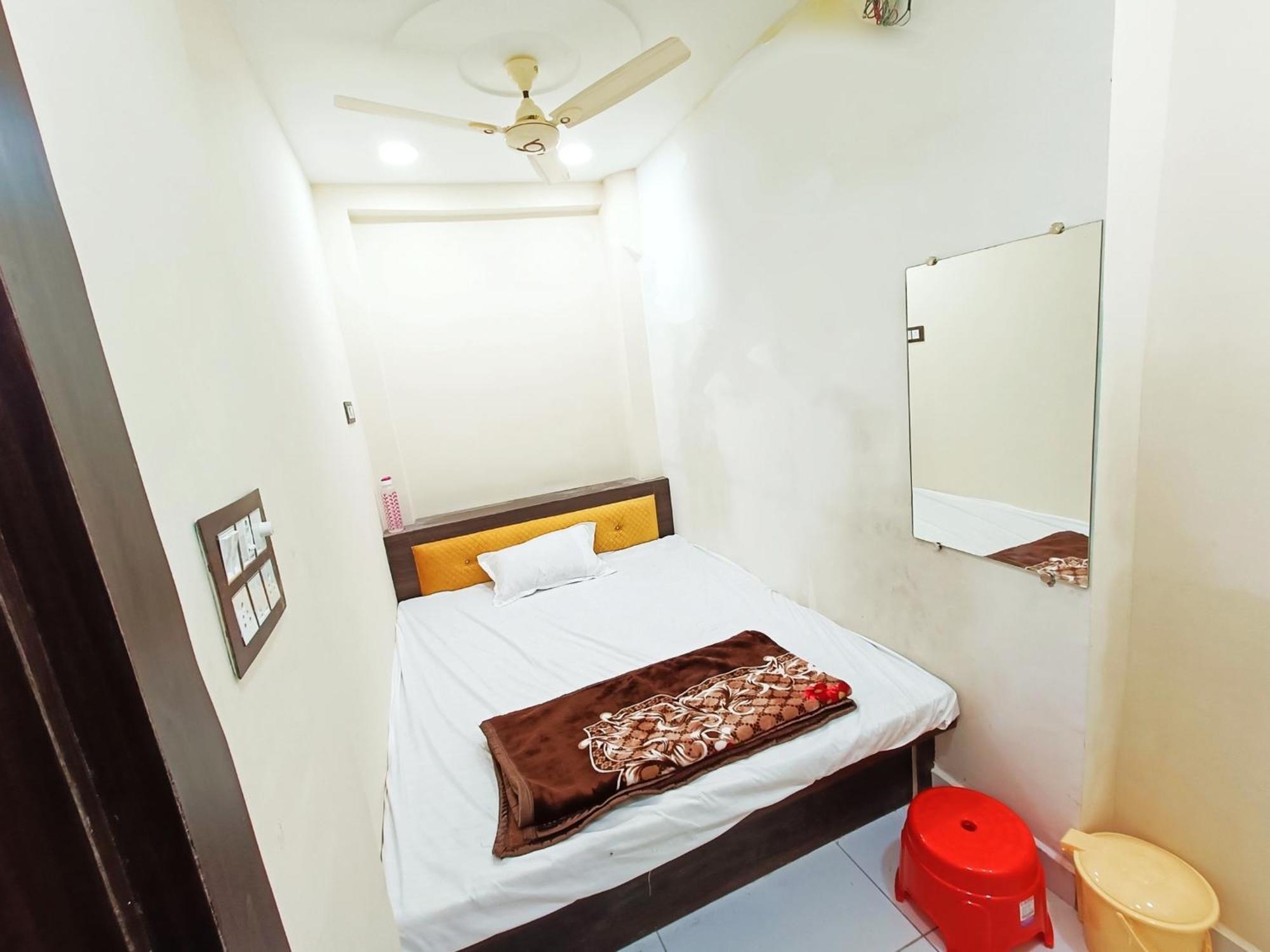 Hotel Shipra Inn Ujjain Buitenkant foto