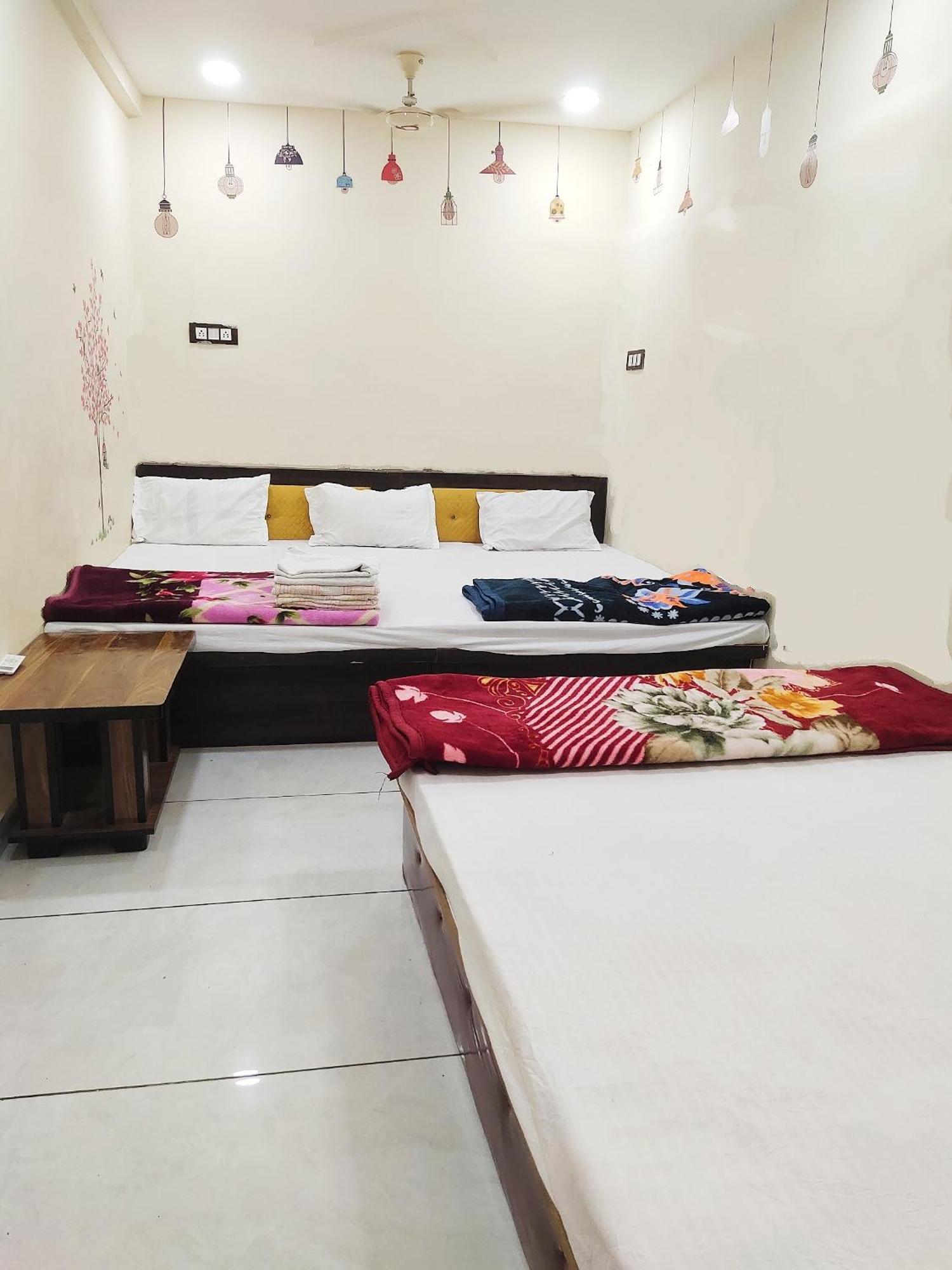 Hotel Shipra Inn Ujjain Buitenkant foto