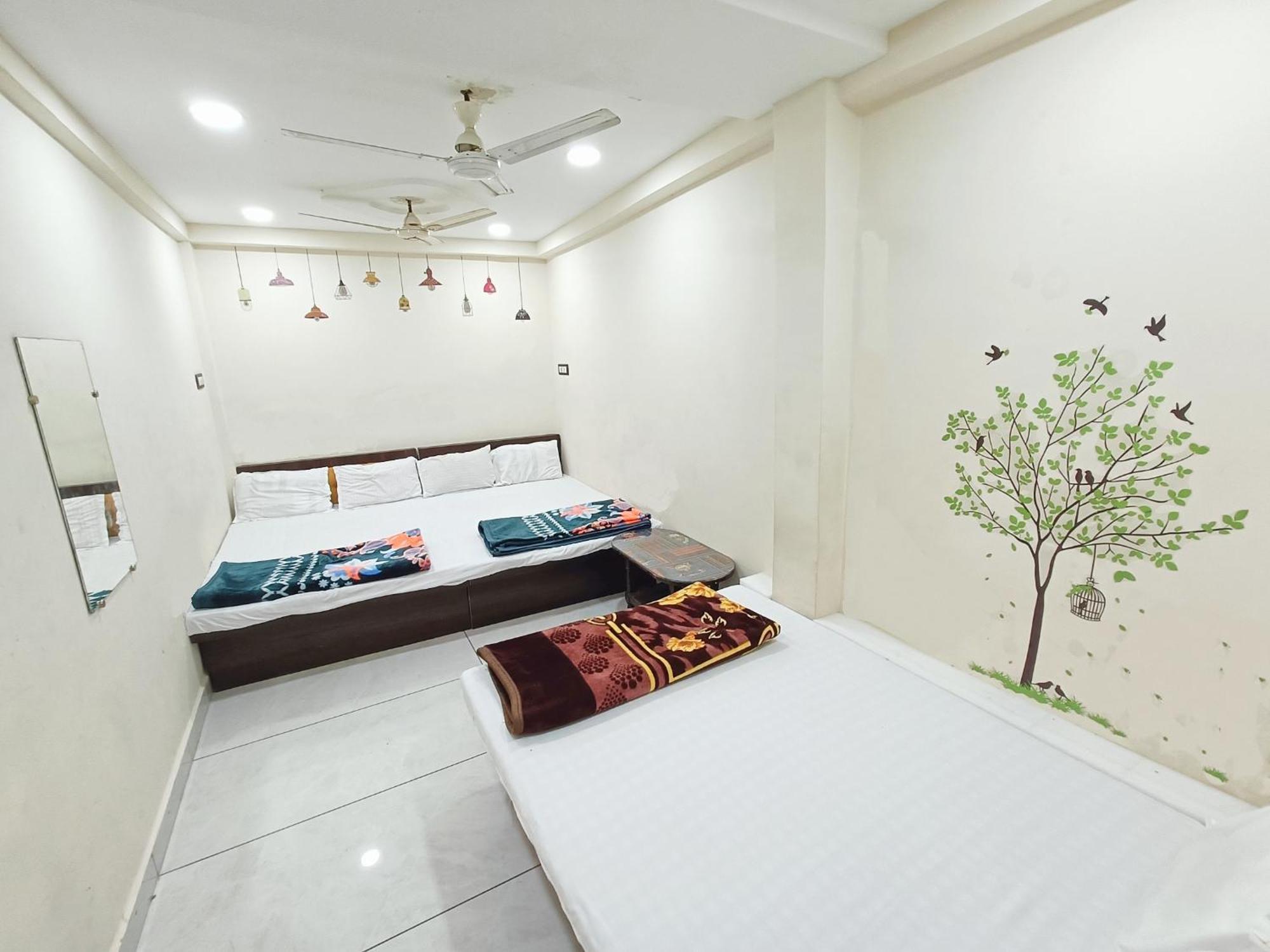 Hotel Shipra Inn Ujjain Buitenkant foto